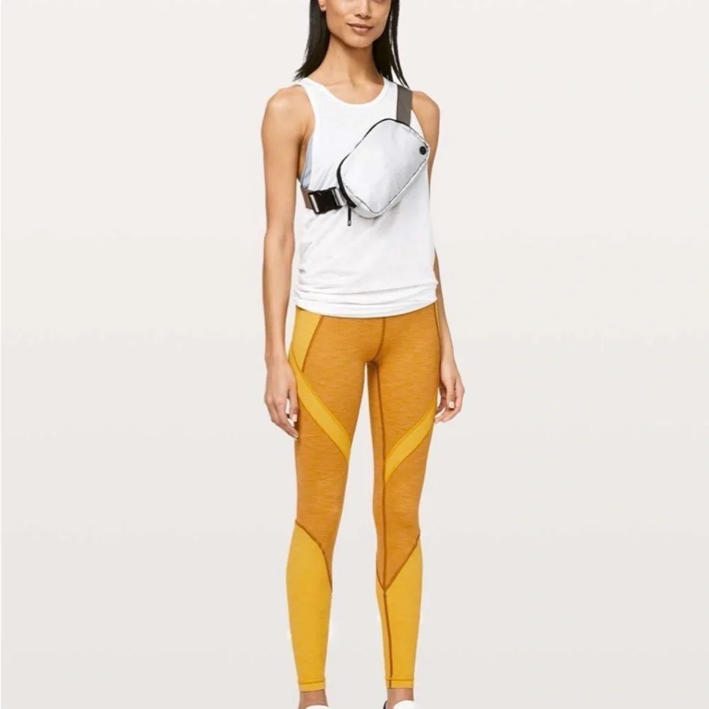 lululemon athletica | Early Extension High Rise Leggings | Sz 2